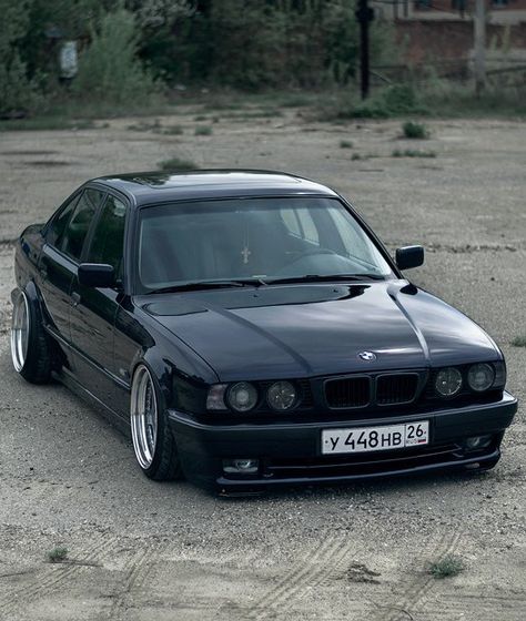 BMW e34 E32 Bmw, Bmw E34 M5, E34 Bmw, Bmw Old, Bmw E32, Bmw 525, E60 Bmw, Black Bmw, Bmw 540i