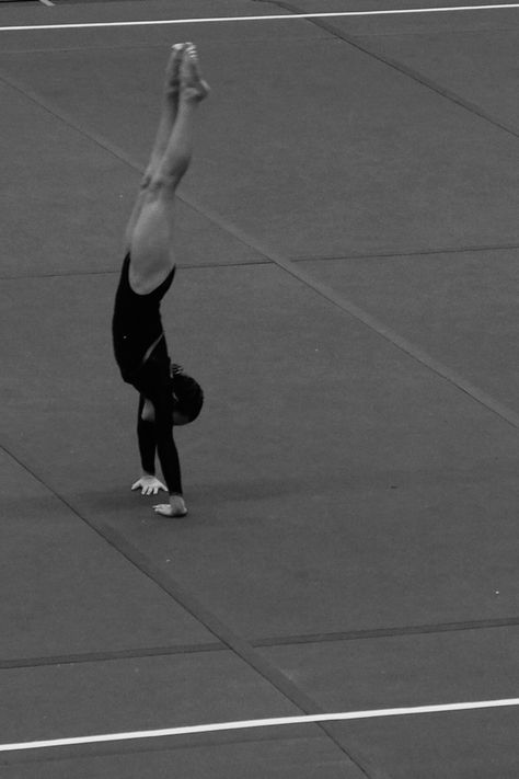 gymnastics floor routine aesthetic Gymnastics Gym Aesthetic, Gymnasts Aesthetic, Tumbling Aesthetic Photos, Tumbling Gymnastics Aesthetic, Gymnastics Vision Board, Gymnast Wallpaper, Gymnastics Aesthetic Girl, Aesthetic Gymnastics Pictures, Tumbling Aesthetic