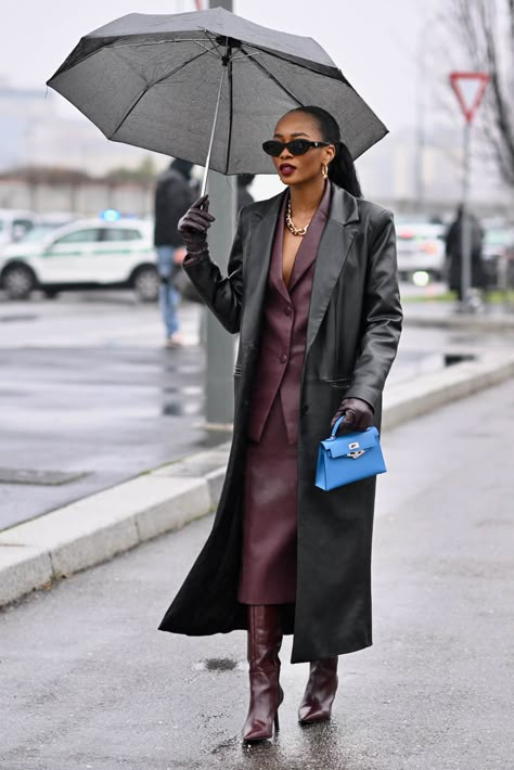 Milan Fashion Week Fall/ Winter 2024/5 – Street Style Highlights Part 2 Fall Coats 2024, Fall 2024 Street Style, Leather Vest Outfit, Fashion Week Street Style Outfits, Prints Street Style, Coat Styling, White Knee Length Dress, Classic Feminine Style, 2024 Street Style