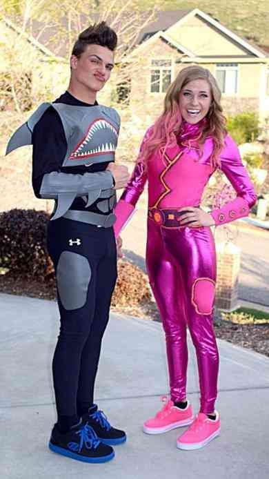 100 Best Couples Costumes, Matching Halloween Costumes & Funny His And Hers Costumes For 2018 | YourTango Shark Boy And Lava Girl, Dynamic Duo Costumes, Diy Girls Costumes, Costumes For Teenage Girl, Lava Girl, Shark Boy, Unique Couple Halloween Costumes, Duo Costumes, Couples Halloween Outfits