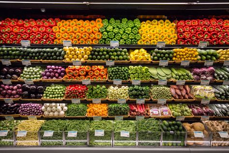 First Look Inside Williamsburg's New Whole Foods, Opening Tuesday: Gothamist Food Storage Rooms, With All Due Respect, Fruit And Veg Shop, Vegetable Market, Produce Displays, Produce Market, Grocery Store Design, Organic Market, Supermarket Design