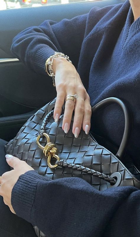 Bottega Veneta Andiamo Bag Bottega Shoulder Bag, Bottega Bag Aesthetic, Small Andiamo Bag, Botega Bag Outfit, New Bottega Bag, Bottega Veneta Bag Andiamo, Andiamo Bag Outfit, Bottega Andiamo Bag Outfit, Bottega Veneta Andiamo Bag