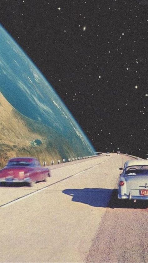 Retro Space Aesthetic, Vintage Space Art, Images Terrifiantes, Futurism Art, Futurisme Retro, Dreamcore Weirdcore, Vintage Space, Retro Futuristic, Retro Wallpaper