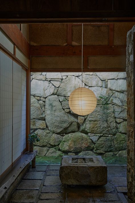 Yoshihiro Makino | Stone House – Modern Temple / Cereal Yoshihiro Makino, Modern Temple, Japanese Gardens Design Ideas, Rock Temple, Stone Walls Interior, Stone Sculptures, Car Port, Entry Lighting, Japanese Garden Design