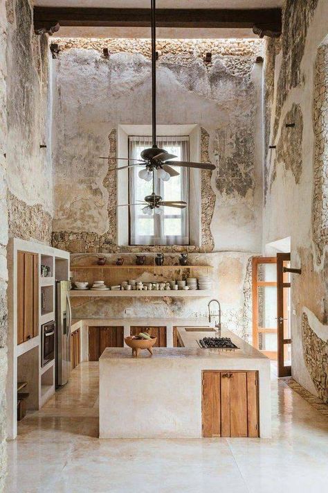 Dapur Rustic, Interior Boho, Interior Design Per La Casa, Rustic Kitchen Design, Stone Walls, Interior Modern, Style At Home, Counter Tops, Design Living