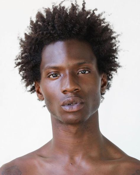 10 Black African Male Models Leaving Their Mark In The Fashion Industry Mens Hair Style, Adonis Bosso, Afro Hairstyles Men, Male Hairstyles, Male Model Face, Black Male Models, Afro Men, Face Drawing Reference, African Models