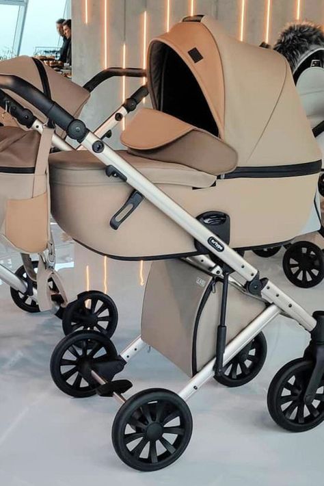 Baby Strollers Luxury, Designer Strollers, Luxury Baby Stroller, Girl Strollers, Baby Luxury, Luxury Stroller, Stroller Baby, Baby Gadgets