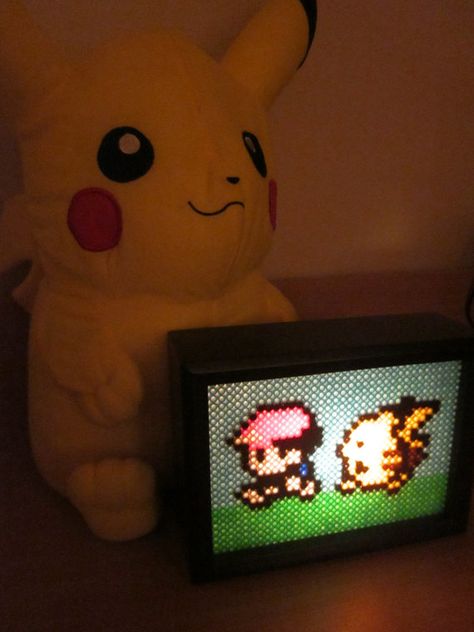 Perler bead light boxes Nintendo Crafts, Pokemon Light, Pokemon Bedroom, Geeky Craft, Geek Baby, Pokemon Perler Beads, Pokemon Craft, Beaded Lamps, 3d Perler Bead