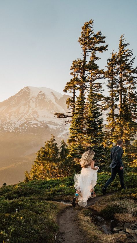 How to Elope in Washington State - Between the Pine Wedding Venues In Washington State, Washington Coast Wedding, Elope In The Mountains, Cozy Elopement, Rainy Engagement Photos, Washington State Wedding, Telluride Elopement, Planning An Elopement, Campground Wedding