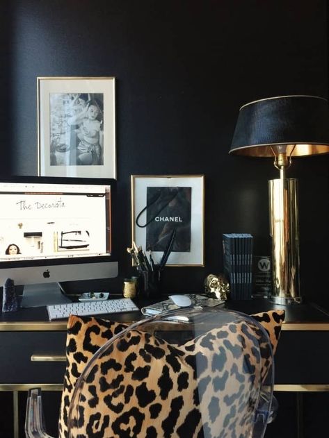 Digging the Dark Side: Rooms that Inspire • A Glass of Bovino Leopard Print Chair, Minimalistic Room, Ideas Hogar, Home Office Space, Office Inspiration, Home Office Design, Chic Home, A Chair, My New Room