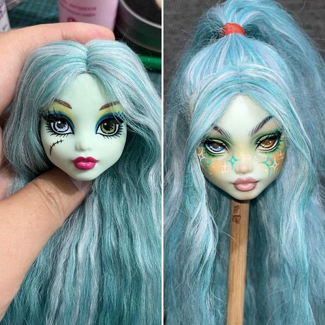 Dolls Repaint, Repainted Dolls, Custom Monster High, Doll Customs, Doll Makeover, Doll Diy, Doll Art, Doll Customization, Custom Dolls Repaint