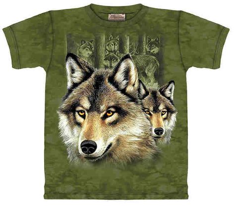 Wolf Shirts and T-Shirts Wolf Black And White, Wolf Clothing, Clothing Business, Wolf Shirt, Shirt Aesthetic, Wolf Design, Wolf T Shirt, Wolf Pack, American Shirts