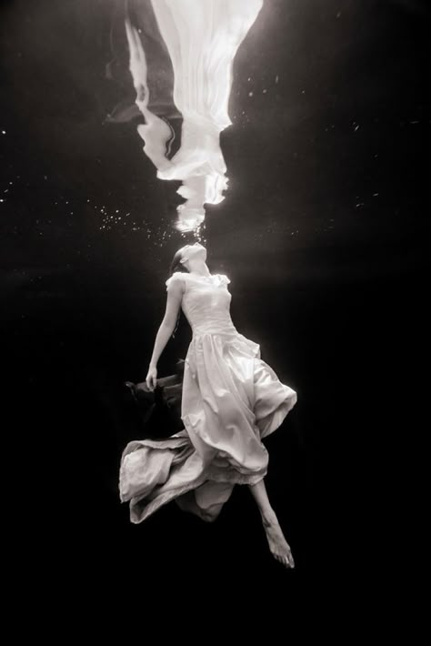 Person Floating Underwater, Underwater Art Reference, Clothes Underwater, Water Portrait Photography, Woman Underwater, Underwater Photoshoot, Underwater Portrait, Where I Want To Be, Biggest Fear