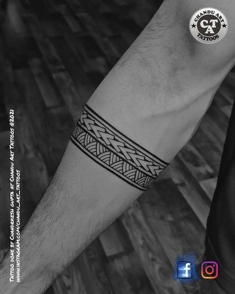 Celtic Band Tattoo, Tattoos Pulseras, Leg Band Tattoos, Wrist Band Tattoo, Band Tattoos For Men, Designer Painting, Tattoo Band, Band Tattoos, Forearm Band Tattoos