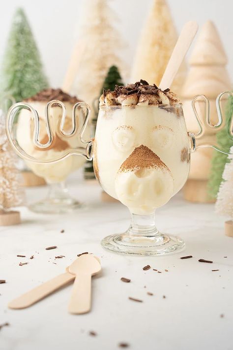 image of tiramisu in a moose mug Individual Tiramisu, Mini Trifles, Christmas Trifle Recipes, Holiday Dessert Recipes Easy, Tiramisu Trifle, Mini Trifle, Easy Dessert Recipes Christmas, Wreath Party, Christmas Trifle