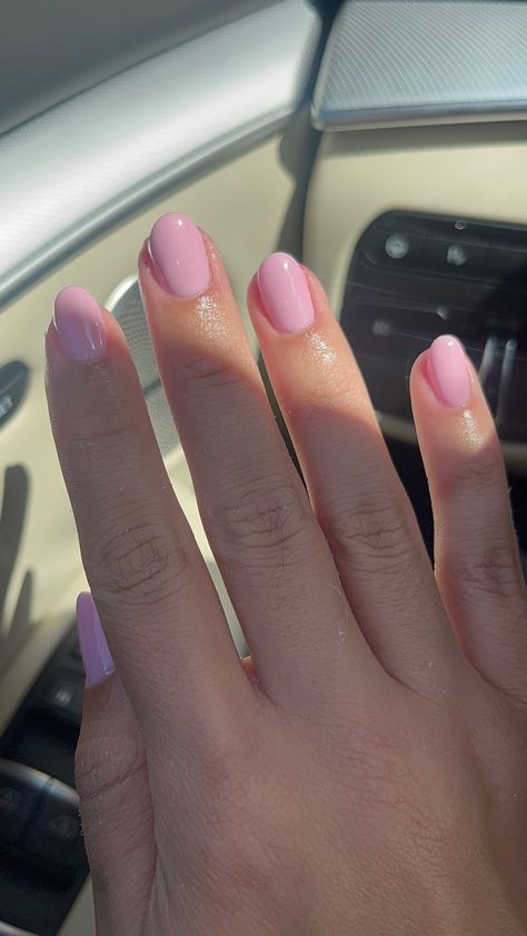 Pink delicate color
Natural nails
Almond shape 
Simple and minimal Gel Nails With Natural Nails, Pink Nails On Natural Nails, Sns Oval Nails, Shilac Nail Ideas 2023 Short, Short Almond Nails Inspiration, Super Short Acrylic Nails Almond, Nail Inspo For Natural Nails, May Nails Ideas 2024 Simple, Short Clean Nails Spring