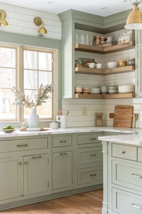 Achieve a simple yet stylish farmhouse kitchen with wall art ideas that blend minimalist and rustic elements. 🏡✨ Provence Interior Design, Interior Design Small House, Farmhouse Minimalist Decor, Vintage Kitchen Decor Ideas, Green Farmhouse Kitchen, Cozy Kitchen Ideas, Simple Kitchen Decor, Kitchen Farmhouse Style, Minimalist Kitchen Ideas