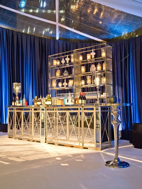 Futuristic Gala, Event Bar Design, Wedding Alcohol Bar, Western Reception, Mirrored Bar, Wedding Bar Decor, Mirror Bar, Open Bar Wedding, Bar Counter Design