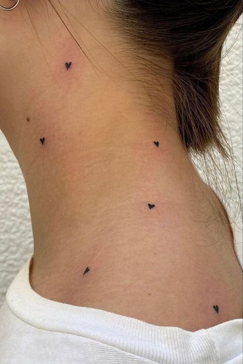 Mole Tattoo, Tattoo Spots, Dot Tattoos, Tasteful Tattoos, Pretty Tattoos For Women, Classy Tattoos, Discreet Tattoos, Elegant Tattoos, Dope Tattoos