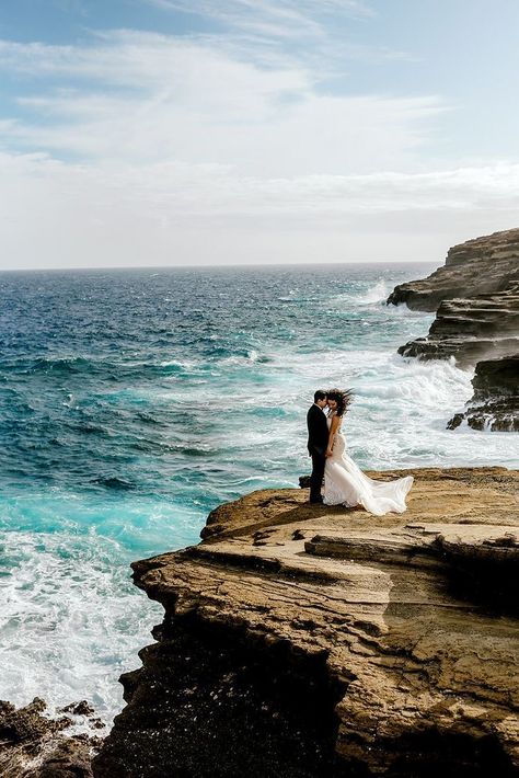 Oahu Honeymoon, Beach Wedding Pics, Cliff Wedding, Ocean Wedding, Portland Wedding Photographer, Beautiful Beach Wedding, Portland Wedding, Beach Wedding Photos, Wedding Photography Styles