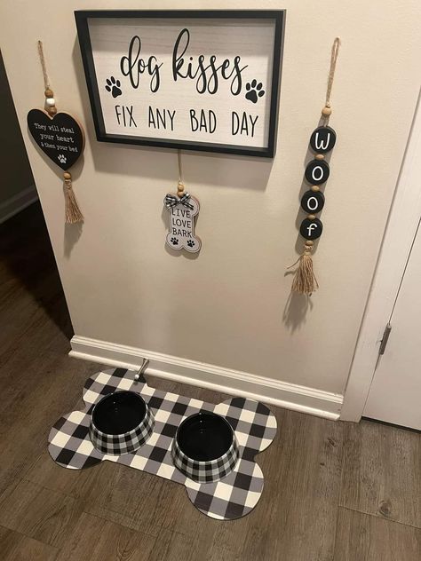 Doggie Decor Ideas, Cute Dog Area In Apartment, Dog Area Small Apartment, Dog Areas In House Aesthetic, Dog Corner Decor, Aesthetic Dog Corner, Dog Area Ideas, Dog Eating Area, Dog Nook Ideas