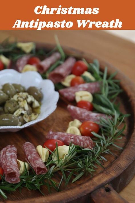 How To Make A Holiday Antipasto Wreath Platter. Looking for a unique, festive appetizer idea? Create a festive Antipasto Wreath! This is easy to make and so delicious. Antipasto Wreath, Antipasto Appetizer, Wreath Party, Festive Appetizers, Marinated Olives, Appetizer Platters, Lemon Grove, Olive Recipes, Cold Appetizers