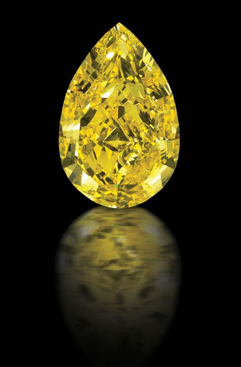 110 carat The Cora Sun Drop Diamond Most Expensive Diamond, Expensive Diamond, Rocks And Gems, Crown Jewels, Mellow Yellow, Gems And Minerals, Shades Of Yellow, Happy Colors, Most Expensive