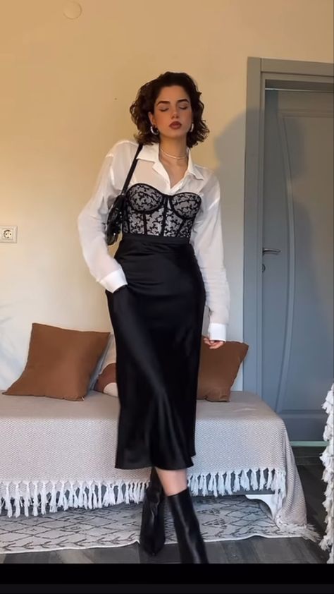 Winter Outfits With Corset, Women In 3 Piece Suits, Classic Outfits Ideas, Glam Aesthetic Outfit Casual, Lace White Shirt Outfit, Midsize Fancy Outfits, Black Corset Blouse, Office Corset Outfit, White Blouse Under Dress