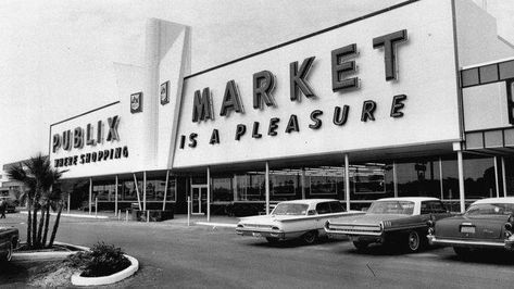 Can we get our beloved Publix to take over the business of running Florida? Publix Store, Publix Supermarket, Old Florida, Gorgeous Sunset, Us Beaches, West Palm, West Palm Beach, Fort Lauderdale, South Florida