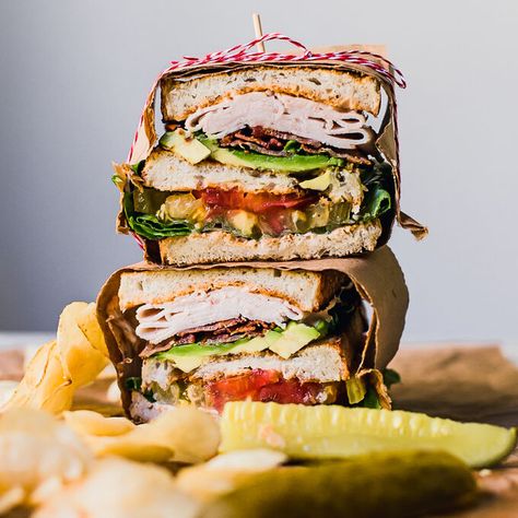 Blt Club Sandwich, Avocado Aioli Recipe, Club Sandwich Recipe, Blt Sandwich Recipes, Salami Recipes, Pickled Vegetables Recipe, Avocado Blt, Club Sandwich Recipes, Picnic Sandwiches