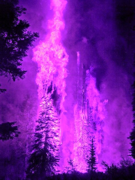 Purple Aesthetic Background, Violet Aesthetic, Purple Vibe, Dark Purple Aesthetic, Purple Fire, Color Vibe, Purple Themes, Purple Wallpaper Iphone, Dark Matter