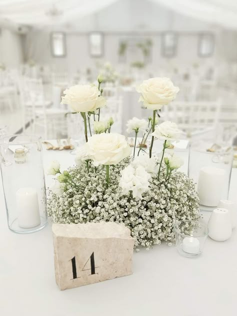 Flower Stand For Wedding, Minimal Flowers Wedding, Baby Breathe Center Piece Ideas, Baby's Breath Wedding Centerpieces, Babysbreath Centerpieces Round Table, Wedding Centerpieces White, Round And Rectangle Tables Wedding, White Roses And Babies Breath Wedding, White And Cream Wedding