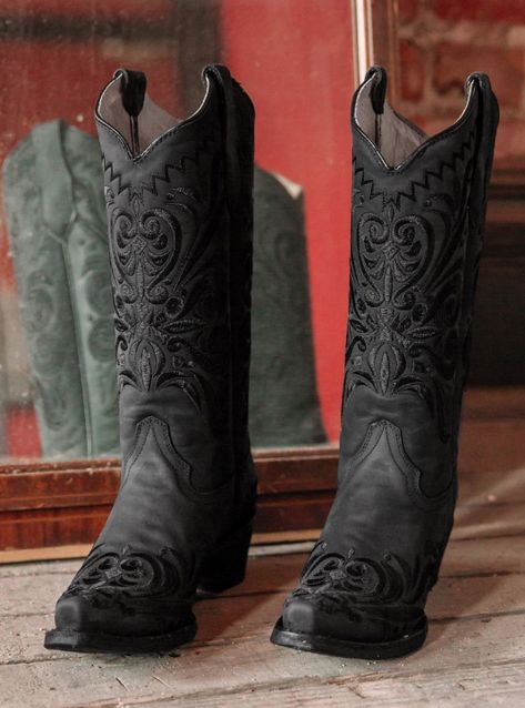 Black snip toe cowboy boots with black embroidery | Buckle Western Ankle Boots Outfit, Black Cowgirl Boots Outfit, Rich Closet, Western Boot Outfit, Cow Girl Boots, Western Boots Outfit, Black Western Boots, Cowgirl Boots Outfit, Black Leather Cowboy Boots