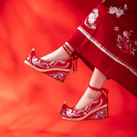 Women Chinese Style Phoenix Embroidered Red Cloth Shoes Old Beijing Pearl Ancient Wedding Shoes Elegant High Heel Lace-up Boots - AliExpress Chinese Style Shoes, Elegant Wedding Shoes, Heeled Lace Up Boots, Chinese Shoes, Red Sole Shoes, Bridal Wedding Shoes, Elegant High Heels, Embroidered Shoes, Red Embroidery