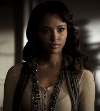 Bonnie Bennett | Love Interest Wiki | FANDOM powered by Wikia Bonnie From Vampire Diaries, Bonnie Bennett Icons, Bonnie Vampire Diaries, Vampire Diaries Quiz, Bonnie Bennett Aesthetic, Tvd Bonnie, Bennett Aesthetic, Tvd Characters, Bonnie Bennet