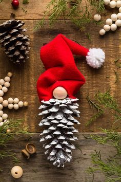 Decorating With Gnomes For Christmas, Things To Make Out Of Pinecones, Crafts With Pinecones Christmas, Diy Christmas Pinecones, Pinecone Gnomes Diy How To Make, Pinecone Tree Ornaments, How To Make Gnomes, Christmas Homemade Ornaments, Crafts With Pinecones