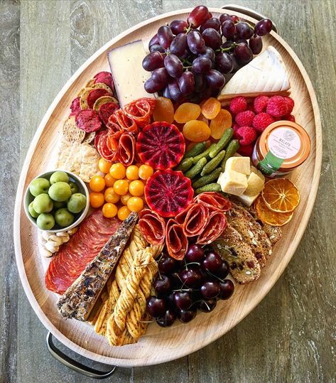 Snack Platter, Snack Board, Charcuterie Recipes, Party Platters, Serving Others, Oval Tray, Food Platters, Hot Meals, Another Day