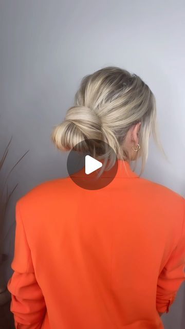 Jamie Lyn Vandenberg on Instagram: "Works even with layers👌🏼  •  •  •  #weddingguesthair #hairinspiration #hairstyletutorial #weddinghairstyle #simplehairstyles #easyhairstyles #bridehairstyles #weddinghair #hairtutorial #hair #hairstyles #hairinspo #hairtutorials #hairhacks #partyhair #updos #hairup #hairstylevideo#updotutorial #updohairstyles  #hairgoals #hairoftheday #bridalhair #ponytail #hotd #braidstyles #promhair" Hair Jokes, Wedding Guest Hairstyles, Skin Nails, Messy Bun Hairstyles, Messy Hair, Hair Bun, Easy Hairstyles For Long Hair, Party Hairstyles, Mariah Carey