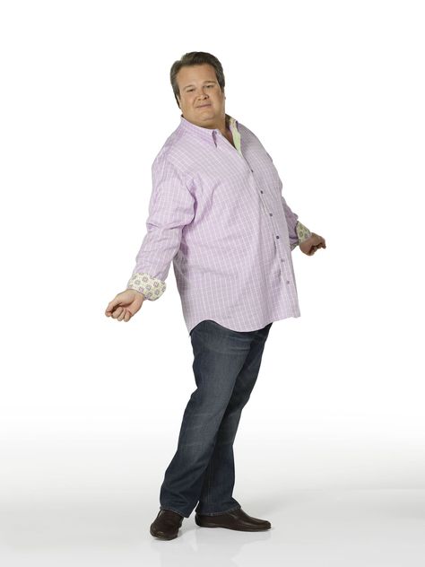 Modern Family - Season 3 Promo Cameron Modern Family, Cam Modern Family, Eric Stonestreet, Family Meme, Funny Poses, Silly Images, Family Posing, Silly Pictures, Meme Template