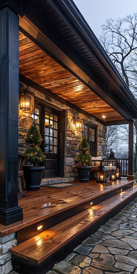 One Step Porch Ideas, Front Porch Fireplace Ideas, Unique Farmhouse Ideas, Mountain Front Porch, Front Porch Design Farmhouse, Cabin Front Porch Ideas, House Porch Ideas, Cabin Porch Ideas, Modern Porch Ideas