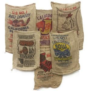 LOVE potato sacks! Burlap Coffee Bags, Potato Bag, Coffee Sacks, Burlap Projects, Coffee Bags, Burlap Sacks, Burlap Bags, Printing On Burlap, Burlap Crafts