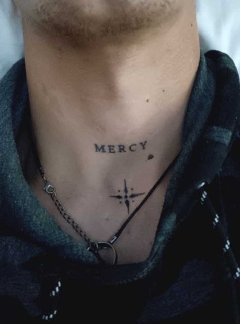 Geometric Tattoo Wrist, Paradox Tattoo, Back Of Neck Tattoo Men, Small Face Tattoos, Front Neck Tattoo, All Seeing Eye Tattoo, Ma Tattoo, Small Back Tattoos, Simple Forearm Tattoos