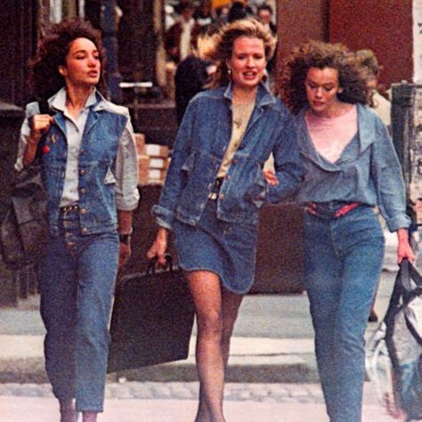 80s Aesthetic Fashion, 80s Outfits Women, 90s Street Fashion, 1980s Outfits, 80s Womens Fashion, 1990 Style, 80s Inspired Outfits, 80s Fashion Outfits, 1980s Fashion Women