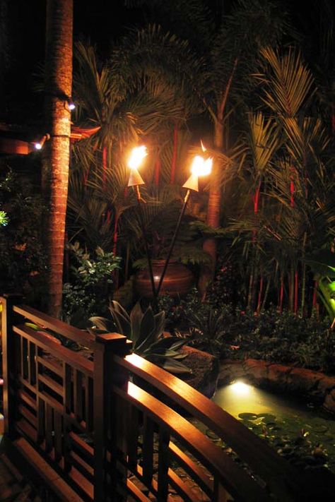 Luau Party Aesthetic, Tiki Aesthetic, Tiki Lights, Maui Resorts, Tiki Torches, Tiki Party, Light Copper, Deck Lighting, Halogen Lamp