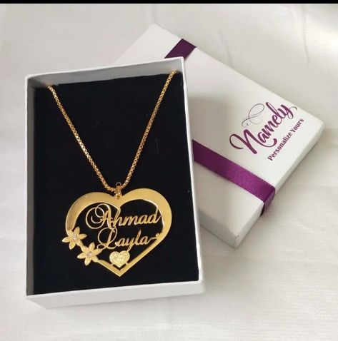 Wedding Chain Thali Christian, Couple Initial Necklace, Wedding Locket, Cake Alternatives, Dollar Design, Custom Gold Jewelry, Names Necklace, Couple Ring Design, Fondant Rose