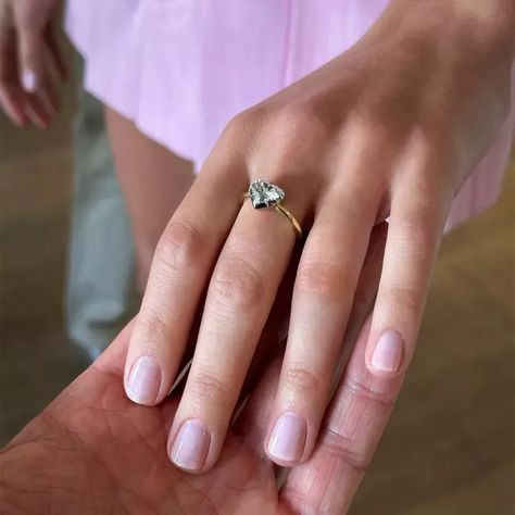 Close up of Margot Robbie's pale pink Barbie nails Margot Robbie Nails, Tom Bachik, Totally Hair Barbie, Brown Liner, Barbie Nails, Hot Pink Mini Dress, Pink Manicure, Glossier Pink, Pink Polish