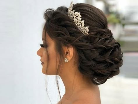 Hairstyles With Crown, High Ponytail Hairstyles, Wedding Hairstyles Bride, Quinceanera Hairstyles, Bridal Hair Updo, Quince Hairstyles, Cornrow Hairstyles, Crown Hairstyles, Box Braids Hairstyles