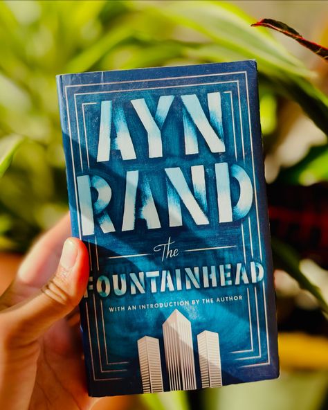 📚 let me take you on a tour of my most favorite book ✨ i have been meaning to write a review of this book I read ages ages ago, but words always fail me to put down what I think is the greatest novel ever written. 📚 the fountainhead by ayn rand ⭐️⭐️⭐️⭐️⭐️ 📕storyline: the story follows the journey of howard roark, an uncompromising and visionary architect who refuses to conform to traditional design norms. roark’s relentless pursuit of his own creative ideals pits him against societal ... Howard Roark, The Fountainhead, Empowering Books, Ayn Rand, Top Books To Read, Top Books, Most Favorite, Traditional Design, The Journey