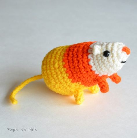 Rat Crochet Pattern, Nerdy Crochet Patterns, Rat Crochet, Adventure Time Crochet, Nerdy Crochet, Waterfall Card, Crochet Humor, Halloween Crochet Patterns, Plushie Patterns