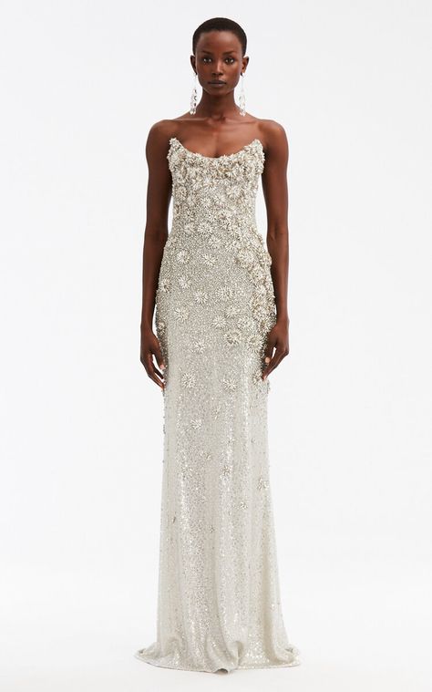 Strapless Crystal-Embellished Gown By Oscar De La Renta | Moda Operandi Oscar Gowns, Paris Trip, Fashion Gowns, Embellished Gown, Gala Dresses, Silver Lining, Glam Dresses, 2016 Fashion, Wedding Dresses Vintage